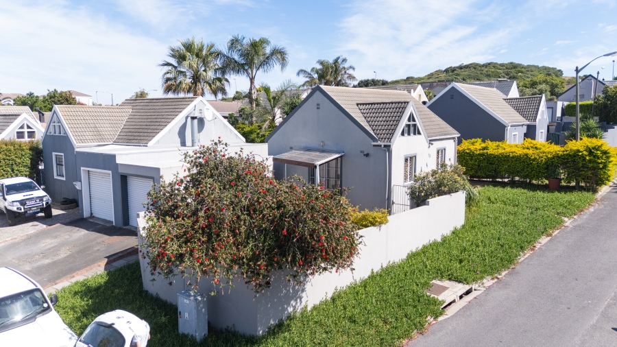 2 Bedroom Property for Sale in Protea Village Western Cape